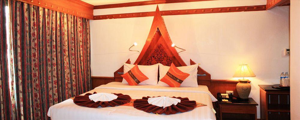 Patong Beach Bed And Breakfast Экстерьер фото