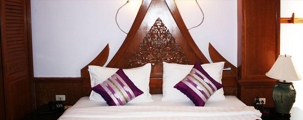 Patong Beach Bed And Breakfast Экстерьер фото